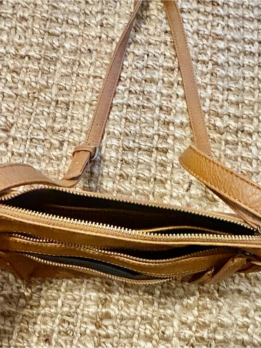 Purse - Picture 5 of 5